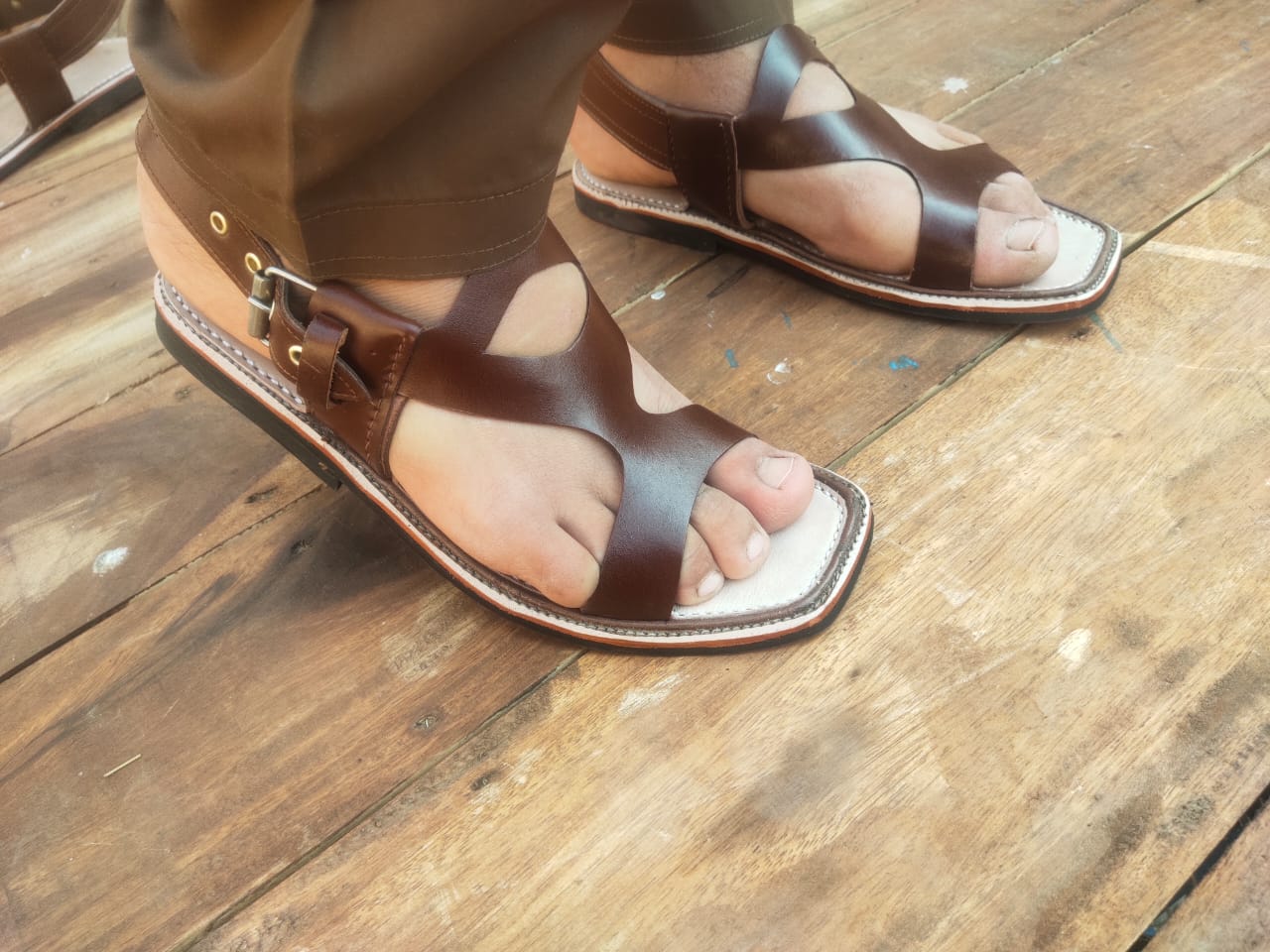 Kohati Chappal / Sandal AYE(ank Style)– Gents – Genuine Shining Leather- Light Weight